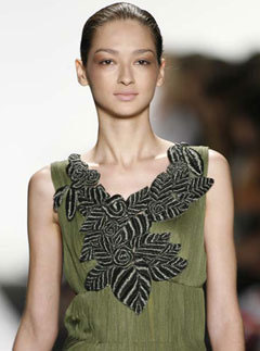 Vera Wang Catwalk BIG
