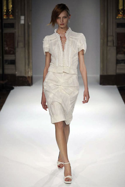 Marie Claire Fashion: Anne Valerie Hash - Couture S/S 2008