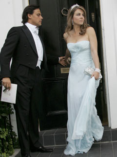 Marie Claire Celebrity News: Elizabeth Hurley and Arun Nayar