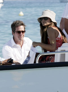 Marie Claire Celebrity News: Hugh Grant and Catherine Fulmer