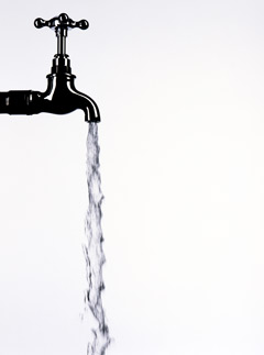 Marie Claire Eco News: Tap with running water