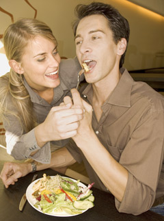 Marie Claire Ethical Living: Restaurants Against Hunger - Couple in retaurants