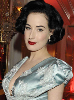 Dita-Von-Teese-The Fashion Dinner Aids benefit, Celebrity photos, Paris Couture Fashion Week, Marie Claire