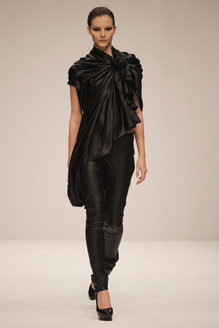 Noir A/W 2009, London Fashion Week, catwalk show, Marie Claire