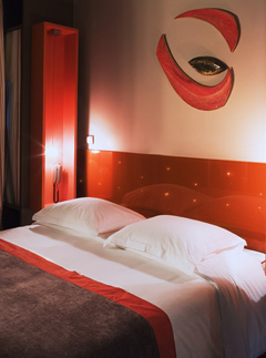 Marie Claire travel: i-escape