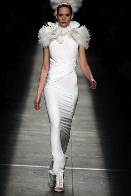 Givenchy A/W 2009, Paris Fashion week, catwalk show, marie Claire