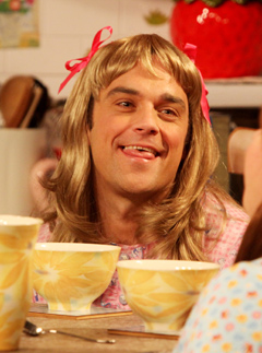 Marie Claire celebrity news: Robbie Williams