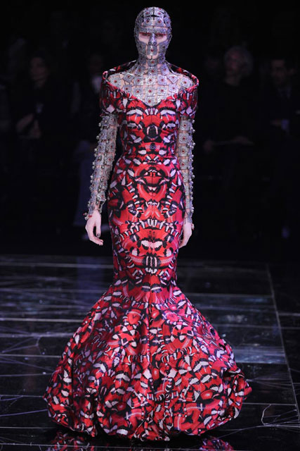 Alexander McQueen A/W 2009, Paris fashion week, catwalk show, Marie Claire