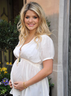 Holly Willoughby, Littlewoods maternity collection, fashion, Marie Claire