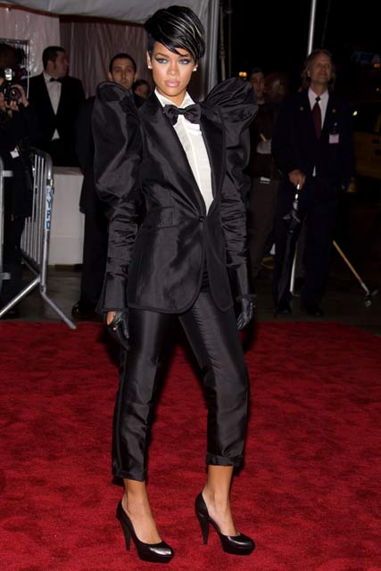 Rihanna-Costume Institute Gala 2009-Celebrity Photos-5 May 2009 Rihanna-Costume Institute Gala 2009-Celebrity Photos-5 May 2009
