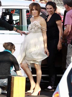 Jennifer Lopez - Celebrity News - Maire Claire