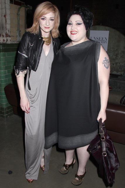 Nicola-Roberts-and-Beth-Ditto-Celebrity Photos-25 June 2009