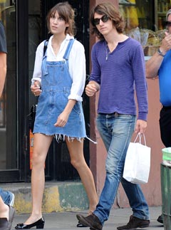 Alexa Chung and Alex Turner - Celebrity News - Marie Claire