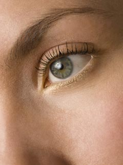 Eyelash Transplant - World News - Marie Claire