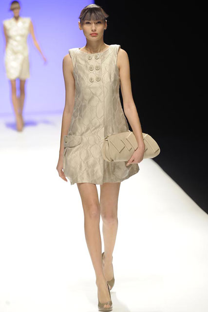 Paul Costelloe S/S 2010 - London Fashion Week - Marie Claire