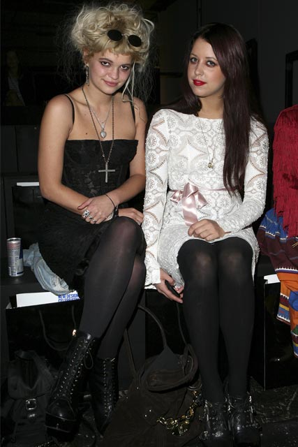 Peaches and Pixie Geldof - London Fashion Week - Celebrity photos - 20 September 2009