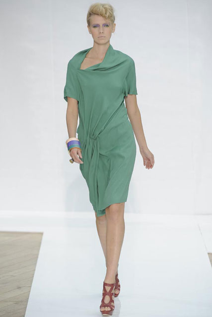 Nicole Farhi S/S 2010 - London Fashion Week - Marie Claire
