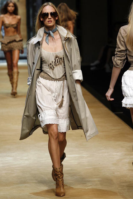 D&G S/S 2010, Milan Fashion Week