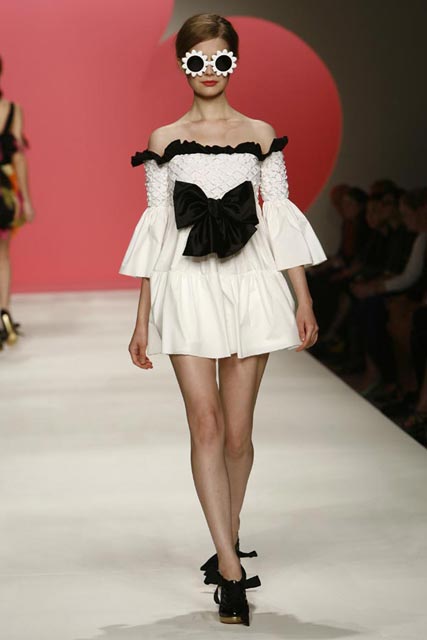 Moschino Cheap & Chic S/S 2010, Milan Fashion Week