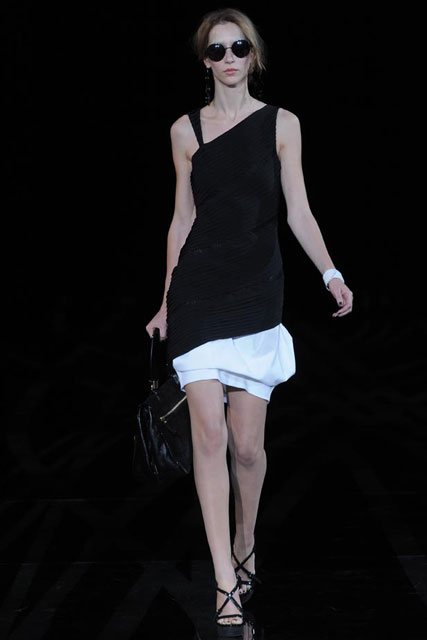 Emporio Armani S/S 2010 - Milan Fashion Week - Marie Claire