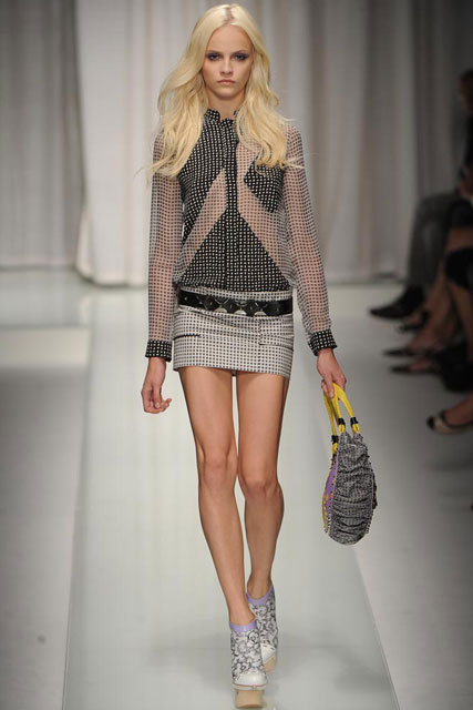Versace Spring/Summer 2010 - Milan Fashion Week - Marie Claire
