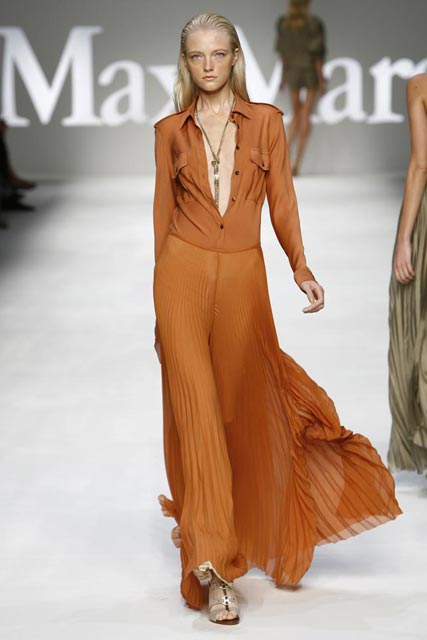 MaxMara Spring/Summer 2010 - Milan Fashion Week - Marie Claire