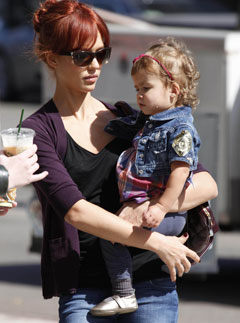 Jessica Alba - Celebrity News - Marie Claire
