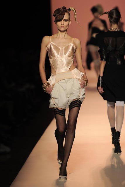 Jean Paul Gaultier Spring/Summer 2010 - Paris Fashion Week - Marie Claire