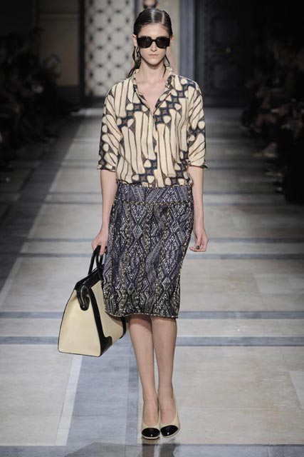 Dries Van Noten Spring/Summer 2010 - Paris Fashion Week - Marie Claire