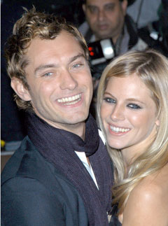 Jude Law and Sienna Miller - Celebrity News - Marie Claire