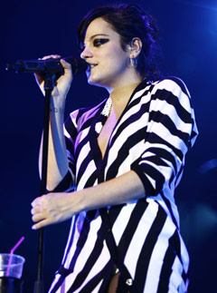 Lily Allen - Celebrity News - Marie Claire