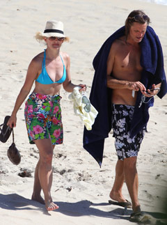 Kristin Davis and Russell James - Celebrity News - Marie Claire