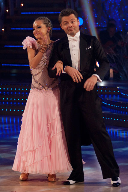 Chris-Hollins-and-Ola-Jordan-Strictly come dancing-Celebrity photos-21 December 2009