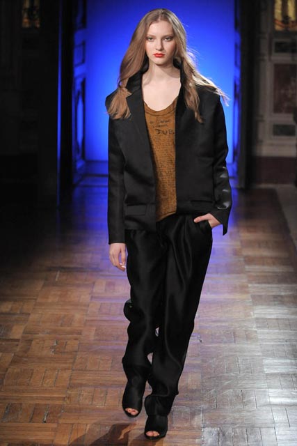 Anne Valerie Hash Couture Spring/Summer 2010