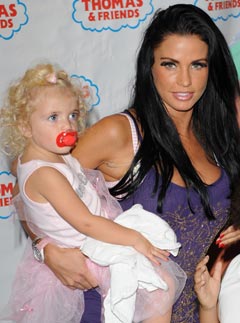 Katie Price posts images of Princess Tiaamii on Twitter, outraging Peter Andre