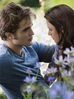 Twilight Eclipse - Robert Pattinson & Kristen Stewart - WATCH the FINAL Eclipse trailer