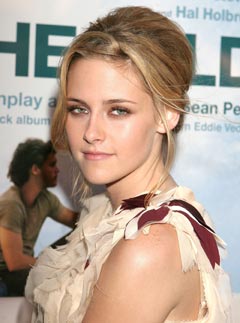 Kristen Stewart Hair & Beauty Moments | Kristen Stewart pics