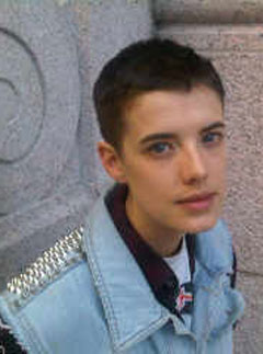 Agyness Deyn's new short hair - Crop, cut, do, style, beauty - Marie Claire