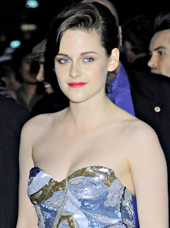 Kristen Stewart - Kristen Stewart, Robert Pattinson and Julia Roberts named People's 'Most Beautiful' - Robert Pattinson - Celebrity News - Marie Claire