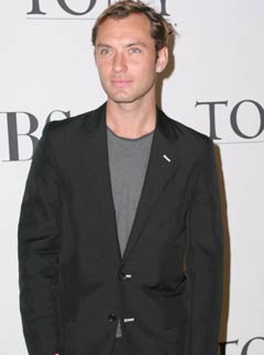 Jude Law - Jude Law issues writ to stop Sadie's tell-all book - Sienna Miller - Sadie Froste - Celebrity News - Marie Claire