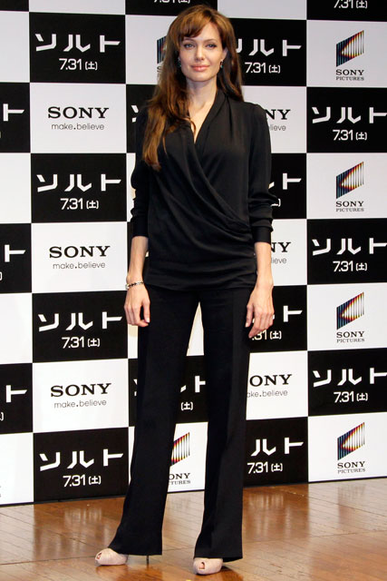 Angelina Jolie at Salt photocall, Tokyo - Fashion, celebrity pictures Angelina Jolie at Salt photocall, Tokyo - Fashion, celebrity pictures