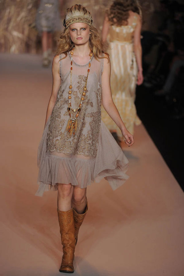 Anna Sui Spring/Summer 2011 New York Fashion Week
