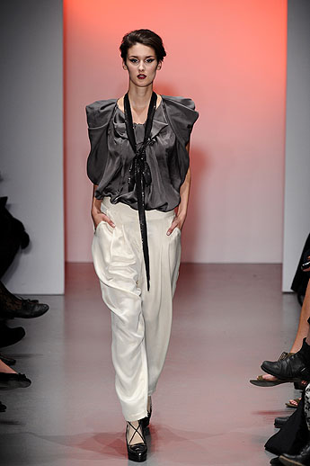 Bora Aksu Spring/Summer 2011 London Fashion Week