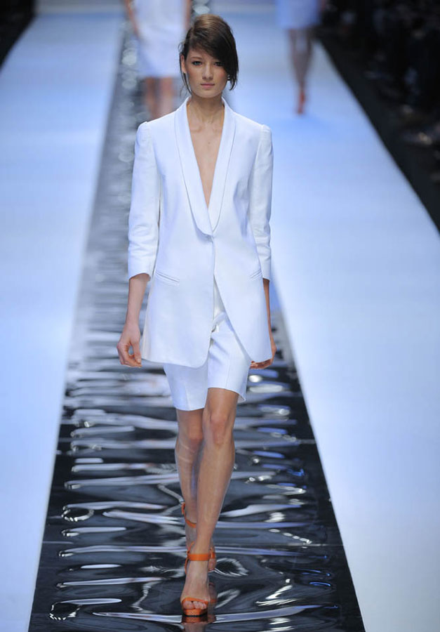 Guy Laroche Spring/Summer 2011 Paris Fashion Week