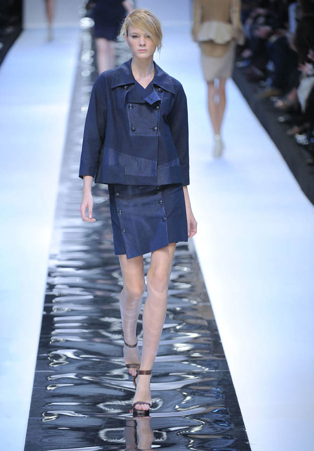 Guy Laroche Spring/Summer 2011 Paris Fashion Week