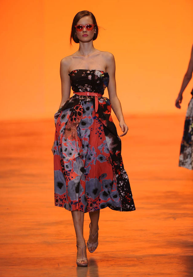 Cacharel Spring/Summer 2011 Paris Fashion Week