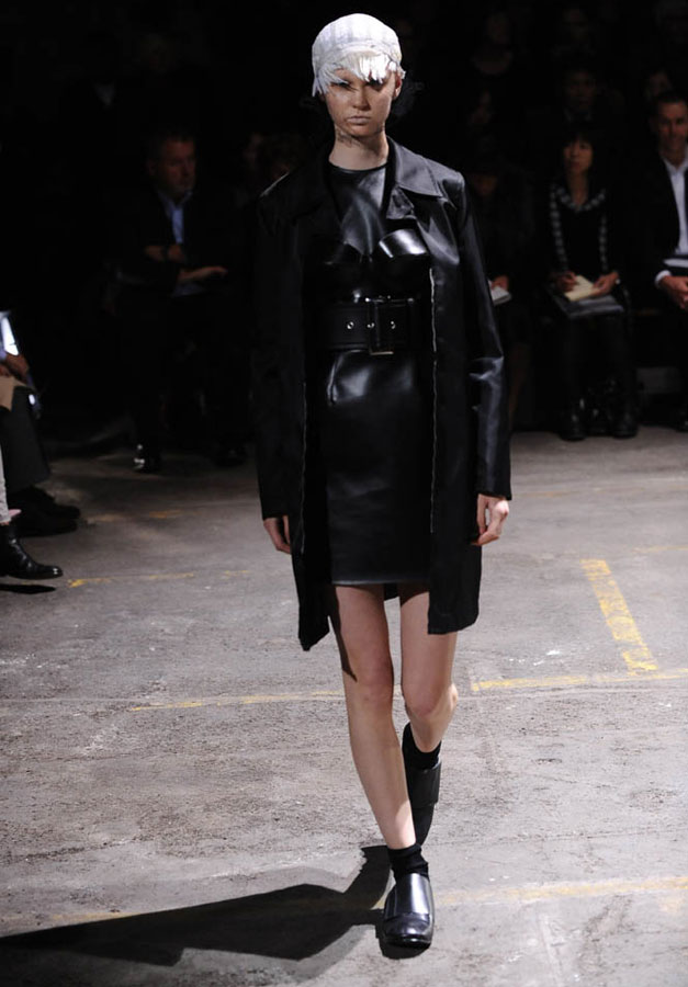 Comme des Garcons Spring/Summer 2011 Paris Fashion Week