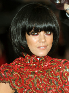 Lily Allen in hospital with blood poisoning