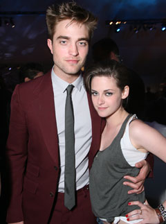 Robert Pattinson and Kristen Stewart - Robert Pattinson Kristen Stewart - Robert Pattinson and Kristen Stewart attending People's Choice Awards together? - People's Choice Awards - Robert Kristen People's Choice Awards - Twilight - Breaking Dawn - Celebri