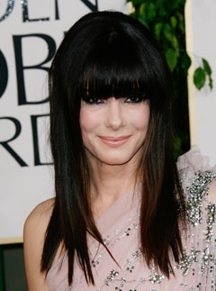 Sandra Bullock debuts new blunt fringe at 2011 Golden Globes